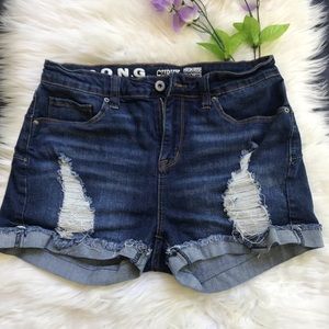 S.O.N.G Curvy High Rise Shorts Distressed Size 9